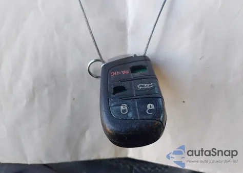 2014 Chrysler 300 из США, поврежденный, VIN 2C3CCAAG6EH305841